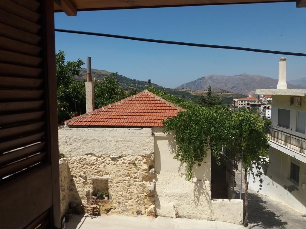 Heracles Traditional Cretan Houses Spilion Bilik gambar