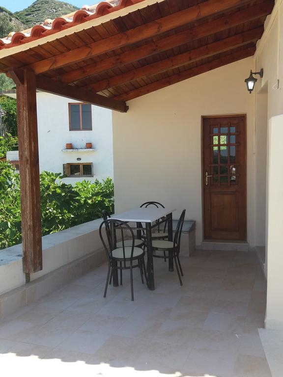 Heracles Traditional Cretan Houses Spilion Bilik gambar